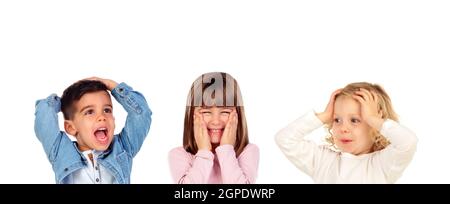 Les enfants gestturant différentes expressions isolées sur un fond blanc Banque D'Images