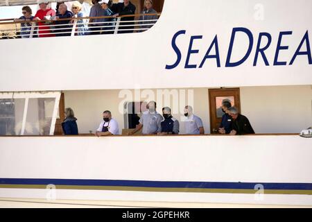 Non exclusif: ODESA, UKRAINE - 28 SEPTEMBRE 2021 - pour la première fois depuis le début de la pandémie, un navire de croisière entre dans le port d'Odesa avec 57 pa Banque D'Images