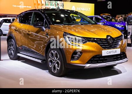 Modèle de voiture Renault Captur présenté au salon automobile Autosalon 2020. Bruxelles, Belgique - 9 janvier 2020. Banque D'Images