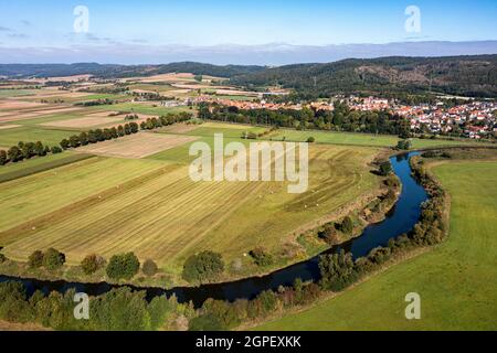 Le village de Herleshausen dans la vallée de Werra à Hesse en Allemagne Banque D'Images