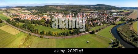 Le village de Herleshausen dans la vallée de Werra à Hesse en Allemagne Banque D'Images