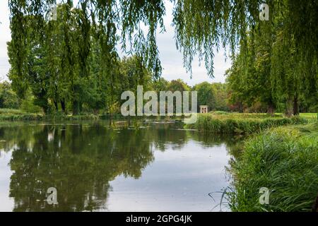 France, Oise (60), Chantilly, domaine de Chantilly, château de Chantilly et son jardin Banque D'Images