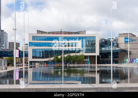 Le Symphony Hall, récemment rénové, se trouve sur la place du Centenaire, dans le centre-ville de Birmingham, où se trouve le CBSO Banque D'Images