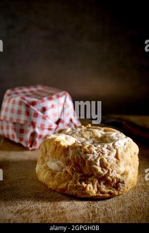 France, haute Marne, Langres, le Langres AOC, lait de vache folle et lavée Banque D'Images