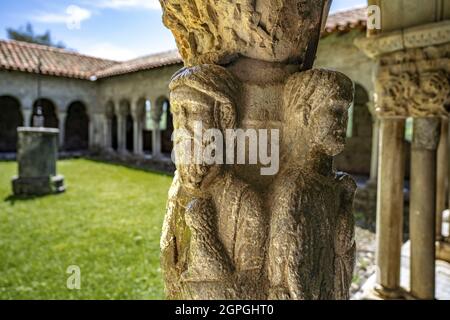 France, haute-Garonne, route de St Jacques de Compostelle, Saint-Bertrand-de-Comminges, cloître de la cathédrale notre-Dame de Saint-Bertrand-de-Comminges Banque D'Images