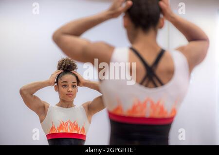 France, Loire, Saint Etienne, gymnaste Mélanie de Jésus dos Santos en formation au pôle Gym France, complexe de gymnastique Séraph Berland Banque D'Images