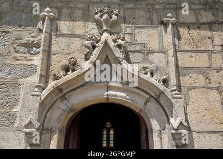 France, Doubs, le Bizot, église Saint Georges du XIVe siècle, reconstruite au XVIIIe siècle, porte latérale du XVIe siècle, lintel Banque D'Images