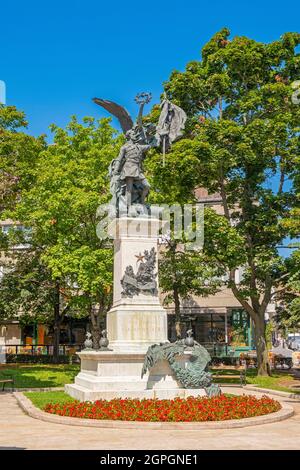 Hongrie, Budapest, classée au patrimoine mondial de l'UNESCO, quartier de Buda, statue de la guerre d'indépendance Banque D'Images