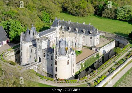 La France, dans le Maine et Loire, Brézé, le Château (vue aérienne) Banque D'Images