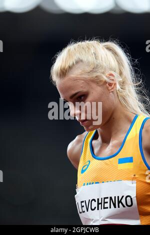 Yuliya Levchenko participant au saut en hauteur aux Jeux Olympiques de Tokyo en 2020. Banque D'Images