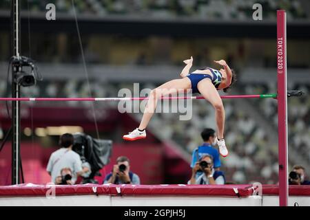 Mariya Lasitskene participant au saut en hauteur aux Jeux Olympiques de Tokyo en 2020. Banque D'Images