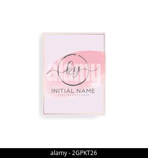 Lettre initiale avec Royal Template.Elegant avec logo de couronne vecteur, illustration Creative Lettering logo Vector. Illustration de Vecteur