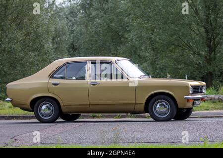 1970 voiture classique Hillman Avenger Banque D'Images