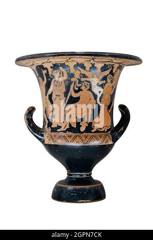 Vue de face de l'ancien vase grec endommagé isolé sur fond blanc Banque D'Images