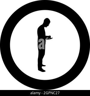 Homme tenant smartphone téléphone jouant tablette Homme utilisant l'outil de communication idée regardant téléphone addiction concept dépendance des technologies modernes silhouette dans le cercle rond noir couleur vecteur illustration image de style plein contour Illustration de Vecteur