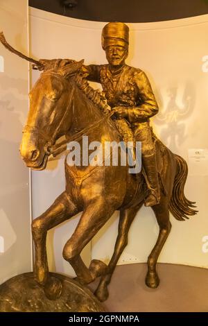 L'Angleterre, Winchester, les musées du quartier militaire de Winchester, le musée des hussards royaux du roi, chargement du soldat à cheval Banque D'Images