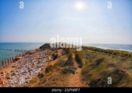 En regardant vers le point d'élongement à mi-chemin le long du point d'élongement, l'image a été prise à l'aide d'un objectif fisheye de 15 mm afin de montrer la situation précaire Banque D'Images