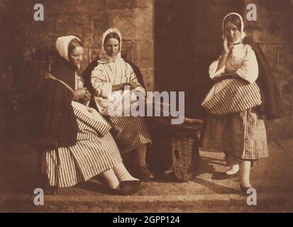 Mme Logan et deux femmes inconnues, Newhaven, 1843/47, imprimé c. 1916. Empreinte carbone. Banque D'Images