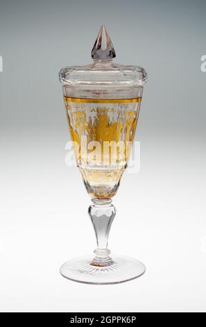 Verre à vin et couvercle, Bohême, c. 1730. Banque D'Images