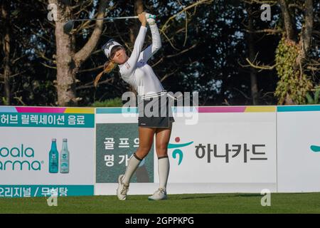 Pocheon, Gyeonggi, Corée du Sud. 30 septembre 2021. 30 sept 2021-Pocheon, Corée du Sud-Lydia Ko de Nouvelle-Zélande action sur le 8ème vert lors d'un CHAMPIONNAT du GROUPE FINANCIER de la KLPGA HANA à Adonis CC à Pocheon, Corée du Sud. (Credit image: © JJ-Joung via ZUMA Press Wire) Banque D'Images