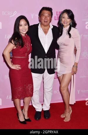 LOS ANGELES, CA - SEPTEMBRE 29 : Sylvia Kwan, invitée, Kelly Hu assiste à la première de 'List of a Lifetime' au CGV Cinemas Movie Theatre sur Septembe Banque D'Images