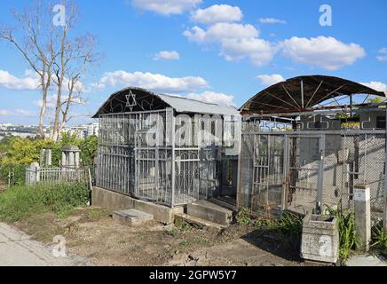 Tombes au cimetière juif de Chisinau Banque D'Images