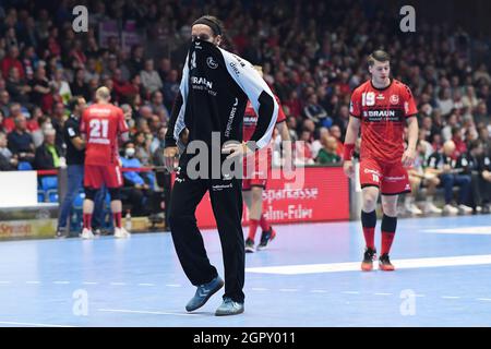 Kassel, Allemagne. 30 septembre 2021. Handball: Bundesliga, MT Melsungen - SC Magdeburg, Matchday 6 à Rothenbach-Halle. Le gardien de but de Melsungen, Silvio Heineevetter, réagit. Credit: Swen Pförtner/dpa/Alay Live News Banque D'Images