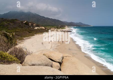 TAYRONA, COLOMBIE - 26 AOÛT 2015: Plage dans le parc national de Tayrona, Colombie Banque D'Images