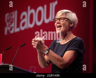 Kate Green, ancienne Secrétaire d'État fantôme pour l'éducation, s'exprime à la Conférence du Parti travailliste à Brighton. Banque D'Images