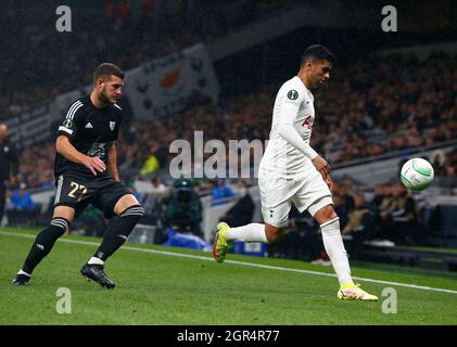 Londres, Royaume-Uni. 30 septembre 2021. Londres, Angleterre - SEPTEMBRE 30: Cristian Romero de Tottenham Hotspur au cours de l'Europa Conference League Group G entre Tottenham Hotspur et Nogomegna sola Mura au stade Tottenham Hotspur, Londres, Angleterre le 30 août 2021 crédit: Action Foto Sport/Alay Live News Banque D'Images