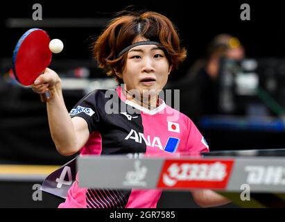 Doha, Qatar. 30 septembre 2021. Ando Minami du Japon concurrence Shin Yubin de la Corée du Sud lors de la finale de l'équipe féminine aux Championnats d'Asie ITTF-ATTU 2021 Doha à Doha, Qatar, le 30 septembre 2021. Credit: Nikku/Xinhua/Alay Live News Banque D'Images