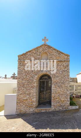 L'intérieur du cimetière marin de Bonifacio, Corse Banque D'Images