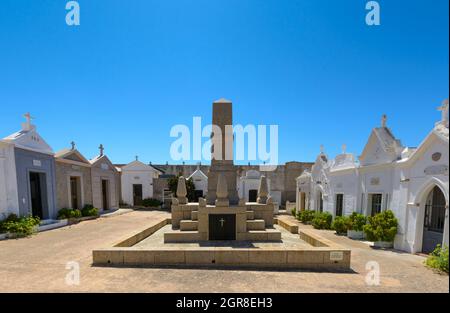 L'intérieur du cimetière marin de Bonifacio, Corse Banque D'Images