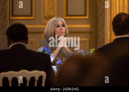 Paris, France. 30 septembre 2021. Brigitte Macron lors du dîner de cloture de la saison Afrique 2020 au palais de l'Elysée crédit: Abaca Press/Alamy Live News Banque D'Images