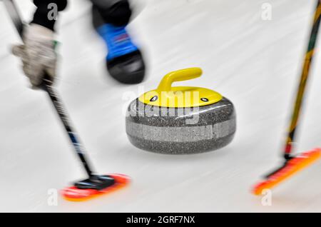 Prague, République tchèque. 07th nov. 2019. ***PHOTO DU FICHIER*** le tournoi de curling masculin Prague Classic 2019 a débuté le 7 novembre 2019 à Prague, République tchèque. Crédit : vit Simanek/CTK photo/Alay Live News Banque D'Images