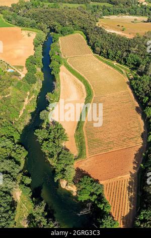 France, Var, Carces et le Thoronet, vignobles le long de la rivière l'Argens (vue aérienne) Banque D'Images