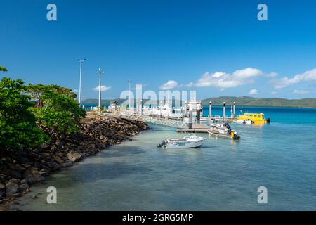 Vue sur l'estran et le quai principal à marée basse.Thursday Island, Torres Straits, Far North Queensland, Australie Banque D'Images