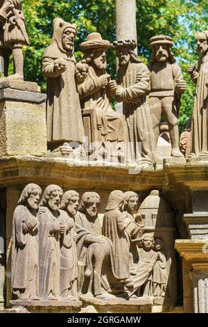 France, Finistère, Brest, Plougastel-Daoulas, Plougastel Calvary construit entre 1602 et 1604 pour marquer la fin de l'épidémie de peste bubonique de 1598 Banque D'Images