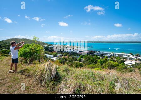 Vue sur l'île Thursday et les îles environnantes depuis Green Hill fort, Thursday Island, Torres Straits, Far North Queensland, Australie Banque D'Images
