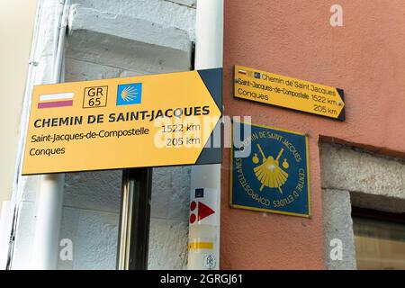 Via Podiensis est l'un des quatre chemins à travers la France sur le pèlerinage à Saint-Jacques de Compostelle, le puy en Velay, haute Loire, Auvergne, France Banque D'Images