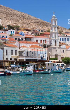 Port d'Emborio, île de Halki (Chalki), Groupe dodécanèse, Grèce Banque D'Images