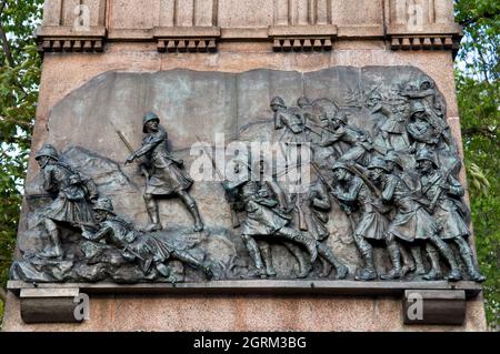 La plaque Black Watch sur la statue Black Watch Memorial sur le Royal Mile d'Édimbourg, Édimbourg, Écosse Banque D'Images