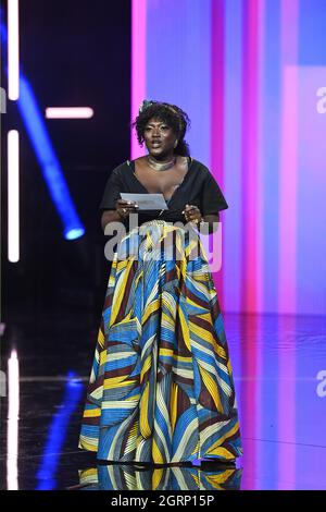 Berlin, Allemagne. 1er octobre 2021. L'actrice Thelma Buabeng s'exprime lors de la cérémonie de remise des prix du film allemand « Lola » 2021. Crédit : Soeren Stache/dpa/Alay Live News Banque D'Images
