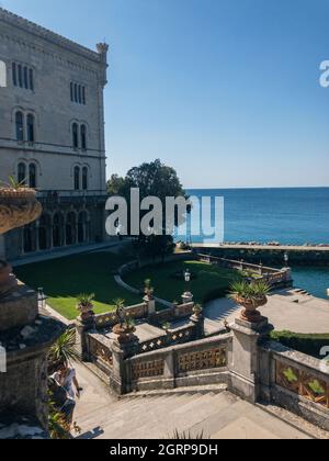 Entrée au musée historique et au parc du château de Miramare, Trieste, Friuli-Venezia Giulia. 09-05-2021. Banque D'Images