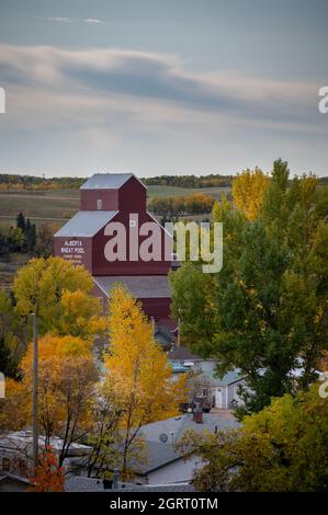 Big Valley (Alberta) - le 26 septembre 2021 : la ville de Bug Valley Alberta à l'automne. Banque D'Images