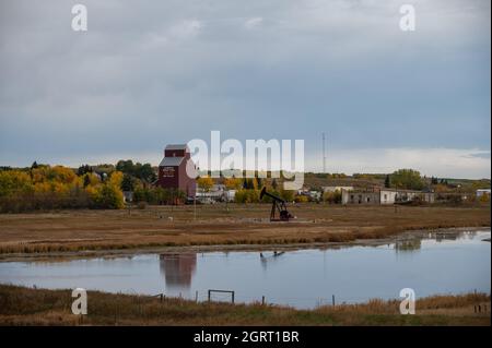 Big Valley (Alberta) - le 26 septembre 2021 : la ville de Bug Valley Alberta à l'automne. Banque D'Images