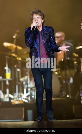 30 septembre 2021 - Charlotte, Caroline du Nord; États-Unis - le chanteur MICK JAGGER des ROLLING STONES se produit en direct alors que leur tournée No Filter 2021 fait un arrêt au Bank of America Stadium situé à Charlotte. Copyright 2021 Jason Moore. (Image de crédit : © Jason Moore/ZUMA Press Wire) Banque D'Images
