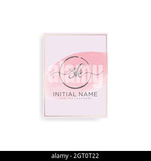 Lettre initiale avec Royal Template.Elegant avec logo de couronne vecteur, illustration Creative Lettering logo Vector. Illustration de Vecteur