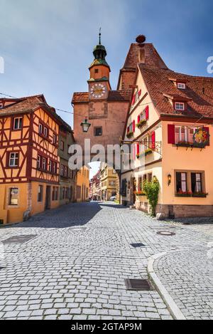 Rothenburg ob der Tauber, Allemagne. Tour Markus, romantique Rothenburg avec des maisons traditionnelles allemandes, Franconie Bavière. Banque D'Images