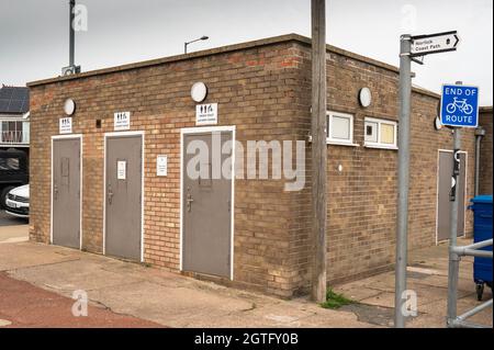 Great Yarmouth North End Unisex bloc de toilettes sur la promenade de la plage Banque D'Images